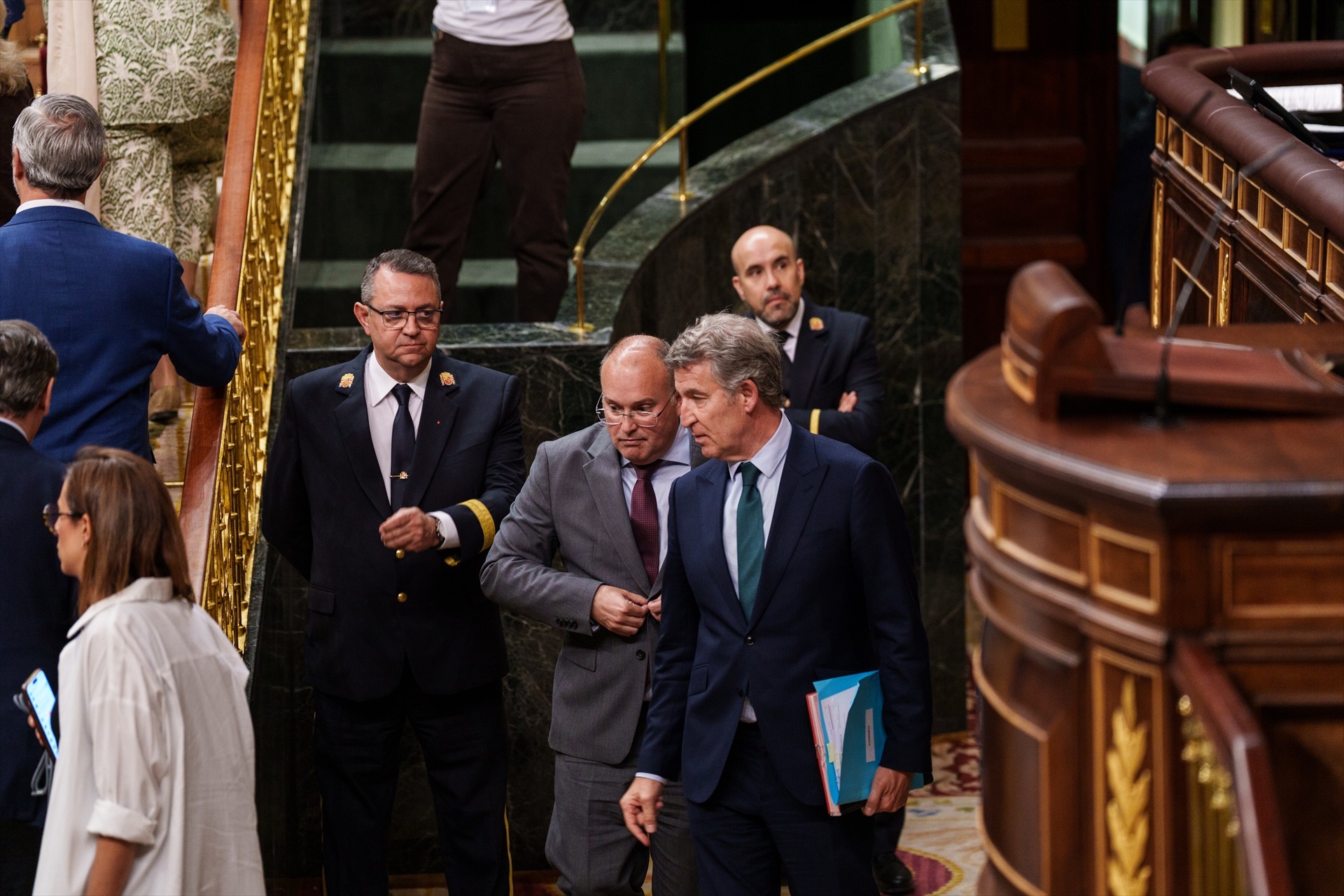El Congreso aprueba una moción del PP para forzar al Gobierno a revisar ...