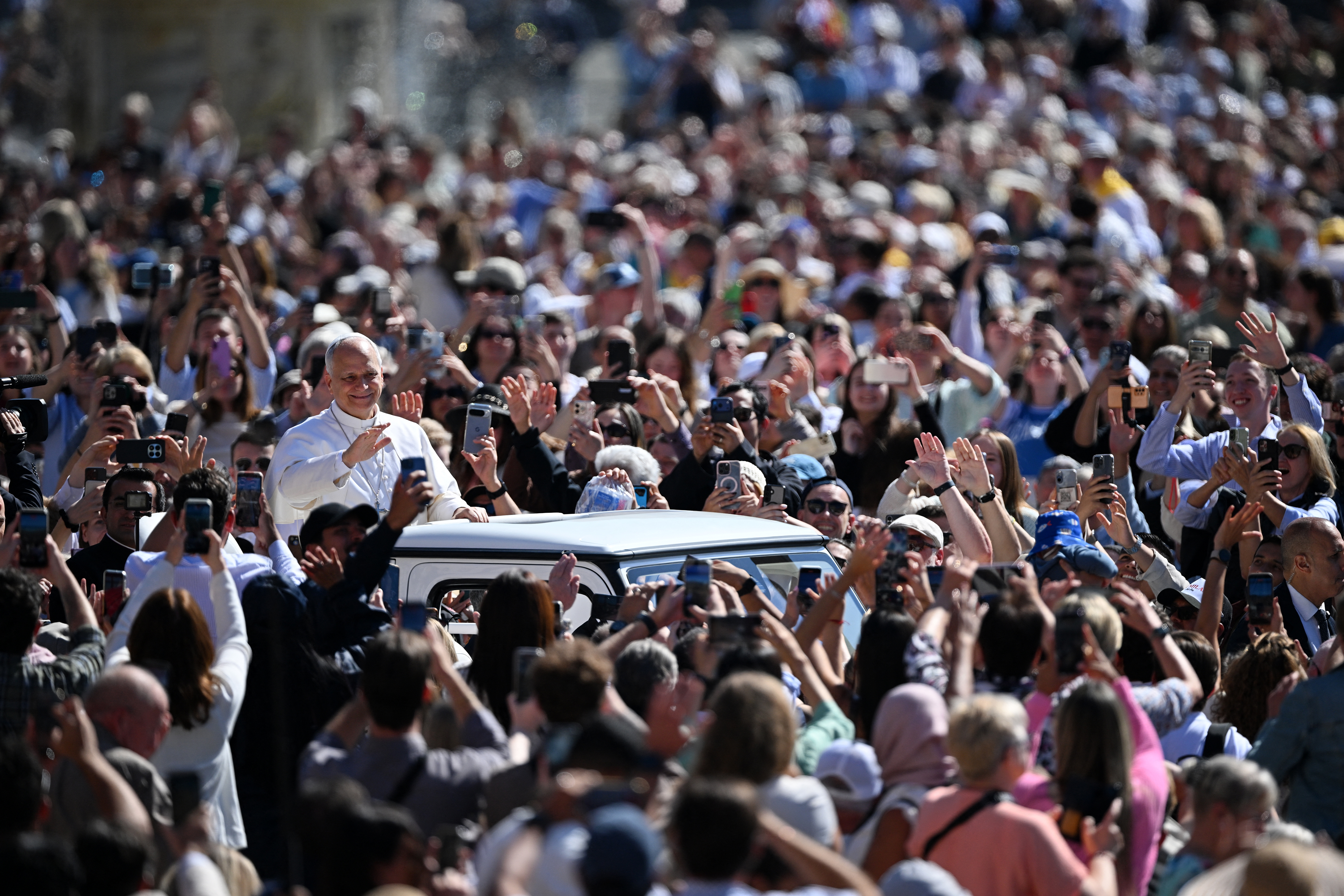 La visita del Papa León XIV a Madrid provoca cortes en la Castellana ...