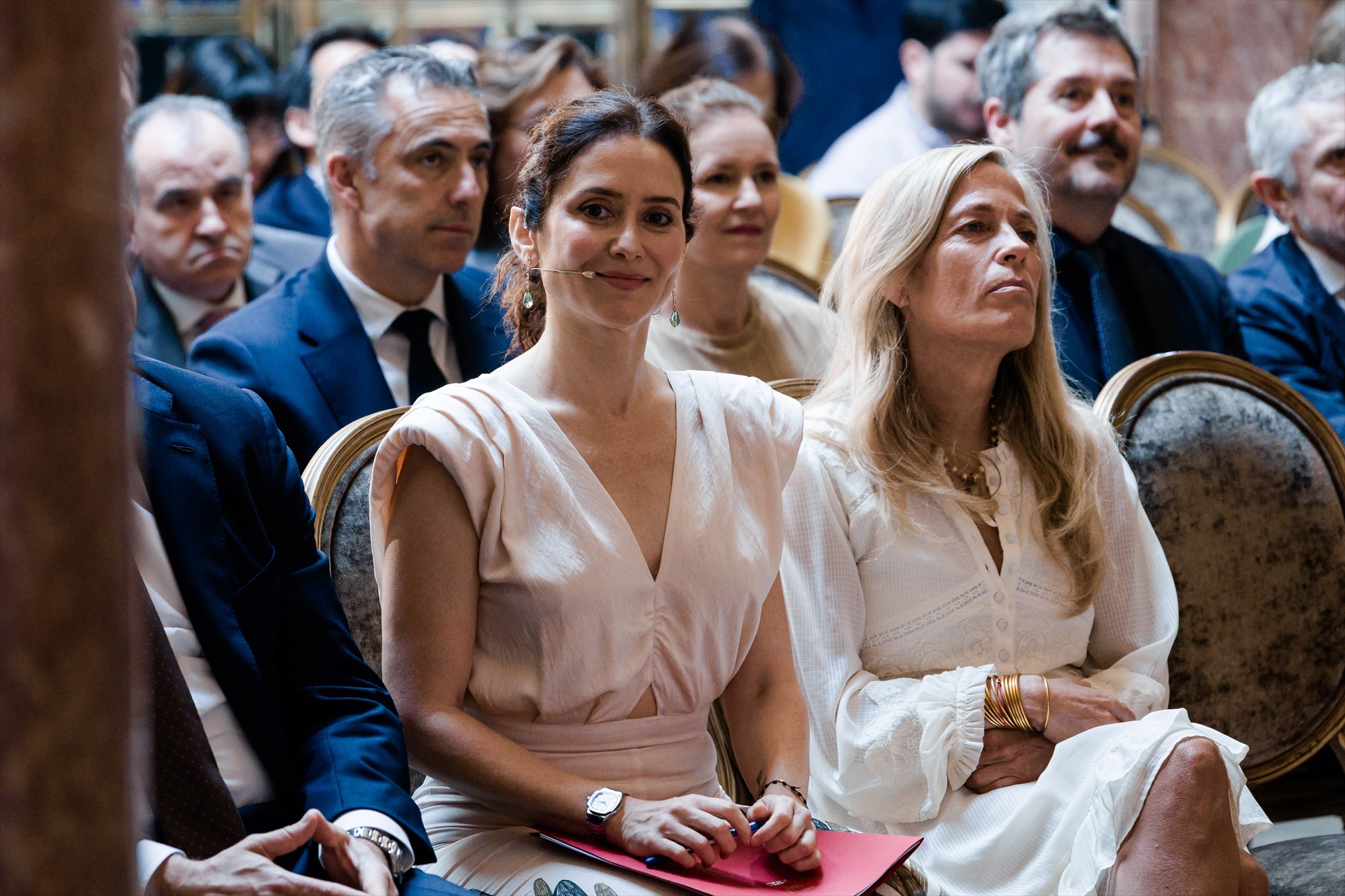Ayuso entrega hoy al Papa la Medalla de la Comunidad de Madrid como ...