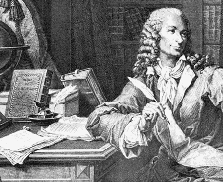 Voltaire en su despacho