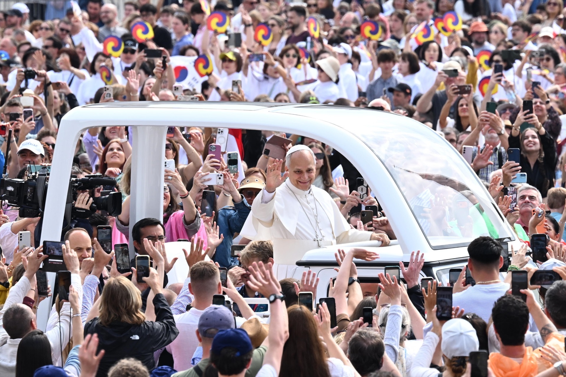La visita del Papa producirá al menos 150 millones de euros para España